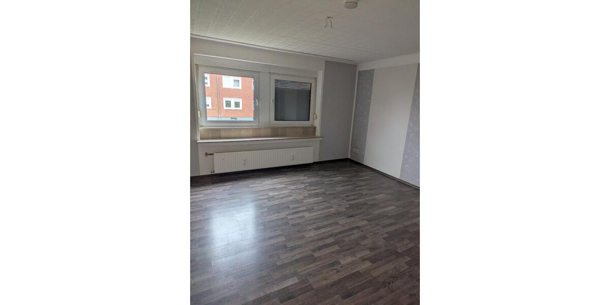 Erdgeschoßwohnung Hessisch Oldendorf - 4 Zimmer, 80 m&sup2;, 670&euro; | Angebot:25934266