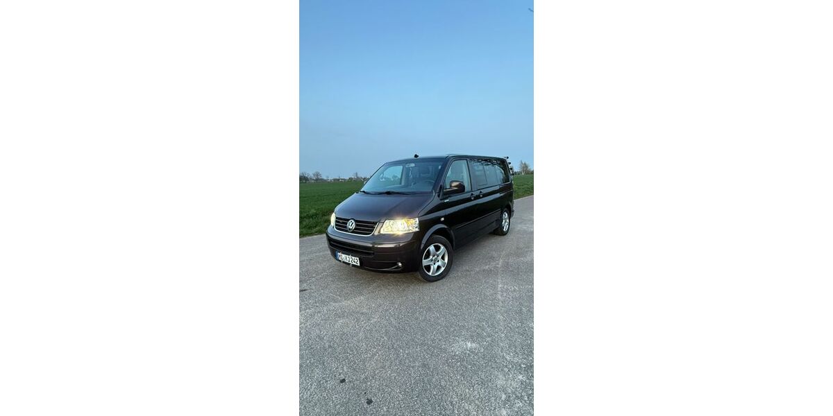 VW T5 Multivan 298.222 km 10.800 &euro; Porta Westfalica 32457