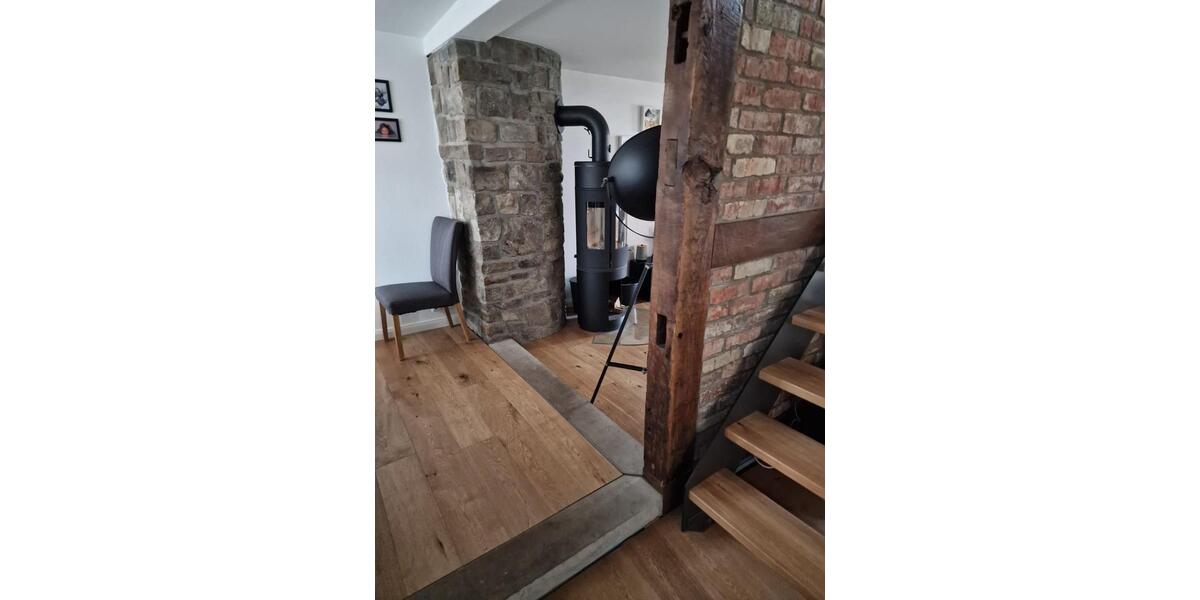 Einfamilienhaus Obernkirchen - 7 Zimmer, 144 m&sup2;, 270.000&euro; | Angebot:26626143