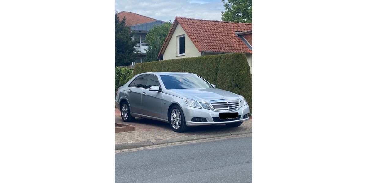 Mercedes-Benz E 220 287.000 km 7.990 &euro; Stadthagen 31655