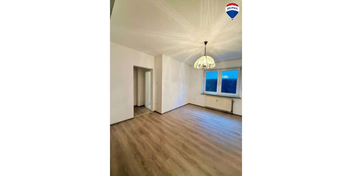 Etagenwohnung Herford Falkendiek - 3 Zimmer, 81 m&sup2;, 120.000&euro; | Angebot:27113304