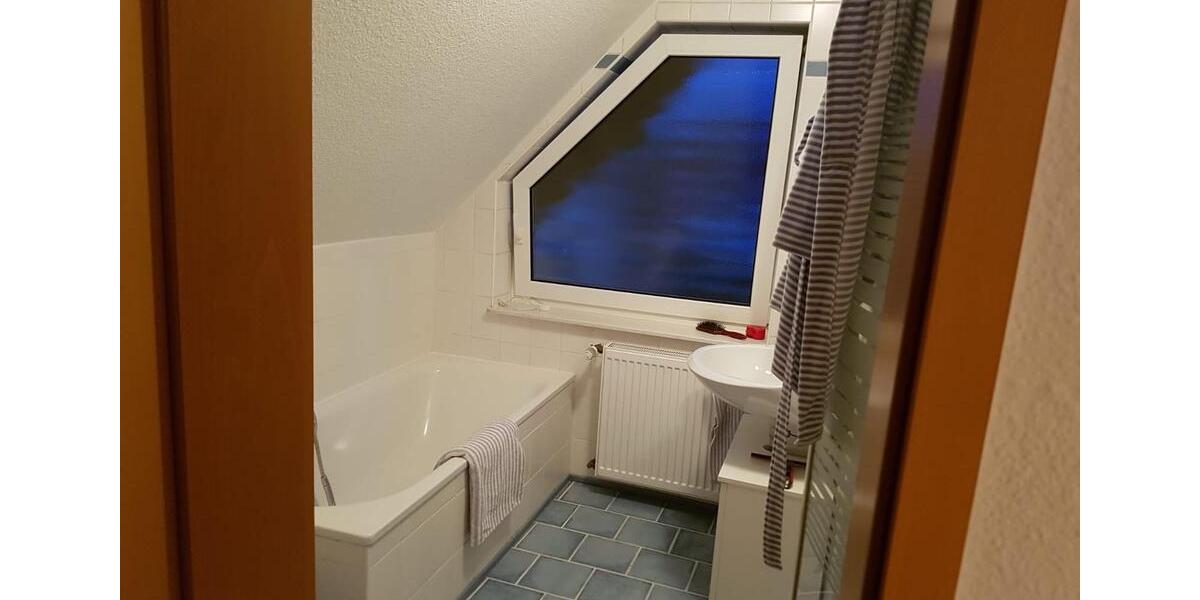 Etagenwohnung Rinteln - 2 Zimmer, 50 m&sup2;, 350&euro; | Angebot:25512098