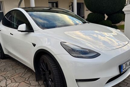 Tesla Model Y 29.500 km 44.000 &euro; Lemgo 32657