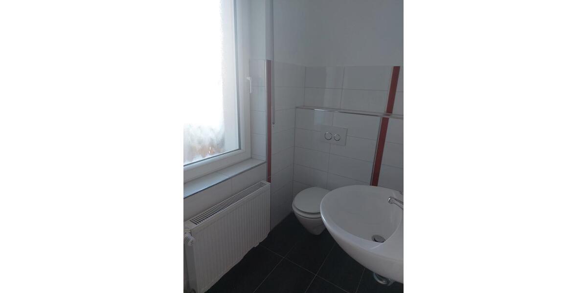 Erdgeschoßwohnung Bünde - 3 Zimmer, 95 m&sup2;, 800&euro; | Angebot:26048063