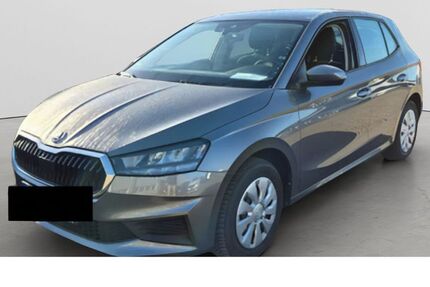 Skoda Fabia 30.654 km 14.290 &euro; Lemgo 32657