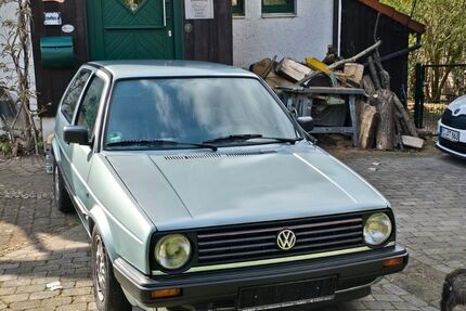 VW Golf 182.000 km 2.000 &euro; Kalletal 32689