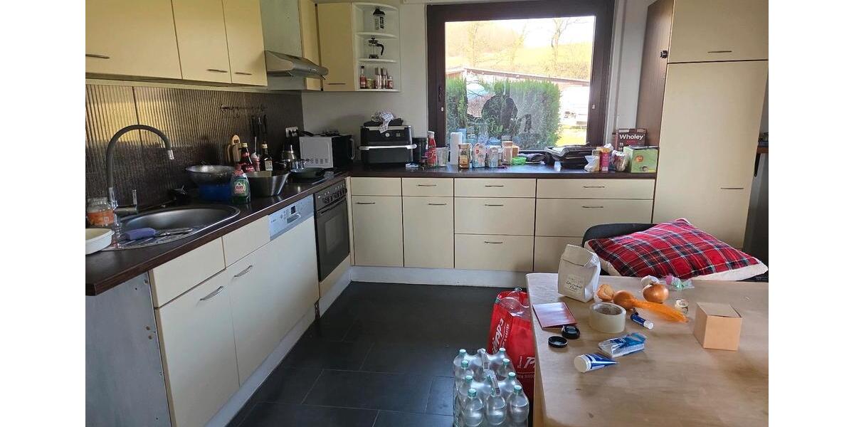 Erdgeschoßwohnung Vlotho - 6 Zimmer, 150 m&sup2;, 900&euro; | Angebot:25857640