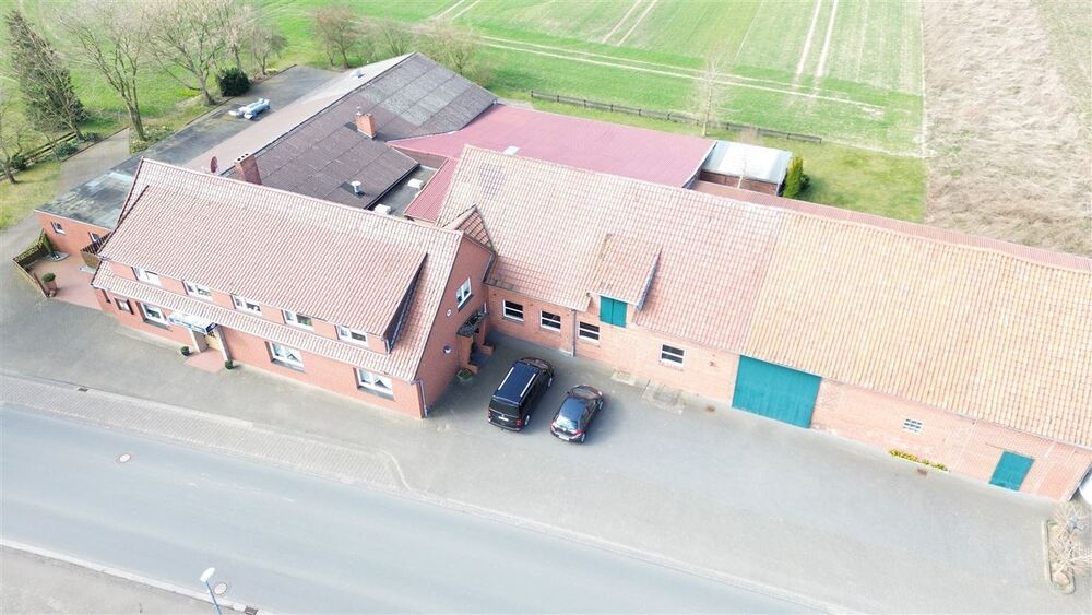 Vielseitige Bestandsimmobilie mit Historie und Entwicklungspotenzial - Gewerbeobjekt Stolzenau | Angebot:26302284