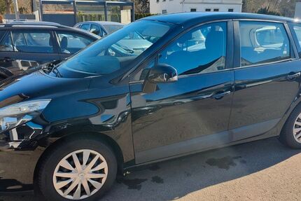 Renault Scenic 201.500 km 5.890 &euro; Minden 32425