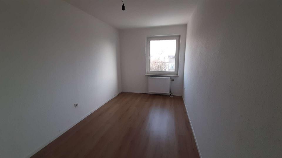 Etagenwohnung Herford Falkendiek - 3 Zimmer, 72 m&sup2;, 450&euro; | Angebot:25307015