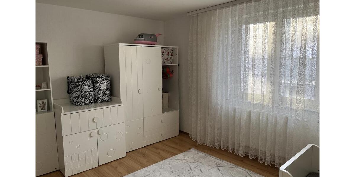 Etagenwohnung Bad Oeynhausen - 3 Zimmer, 96 m&sup2;, 850&euro; | Angebot:24536446