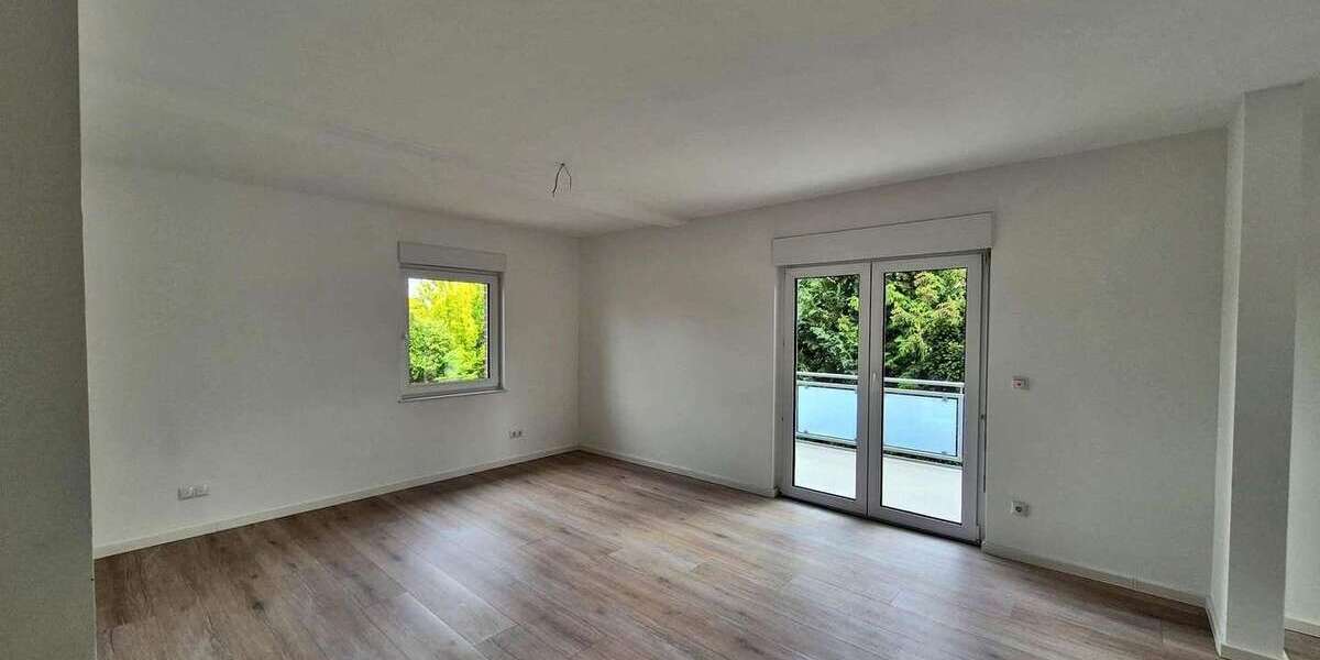 Etagenwohnung Porta Westfalica - 3 Zimmer, 74 m&sup2;, 1.000&euro; | Angebot:26856538