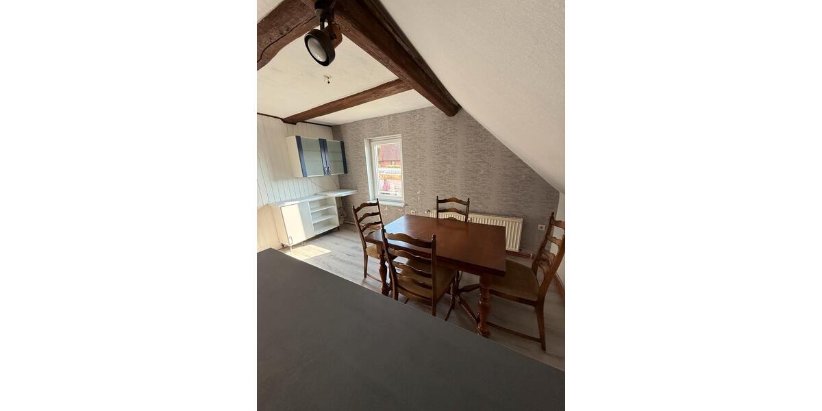 Dachgeschoßwohnung Stadthagen - 4 Zimmer, 110 m&sup2;, 600&euro; | Angebot:25450557