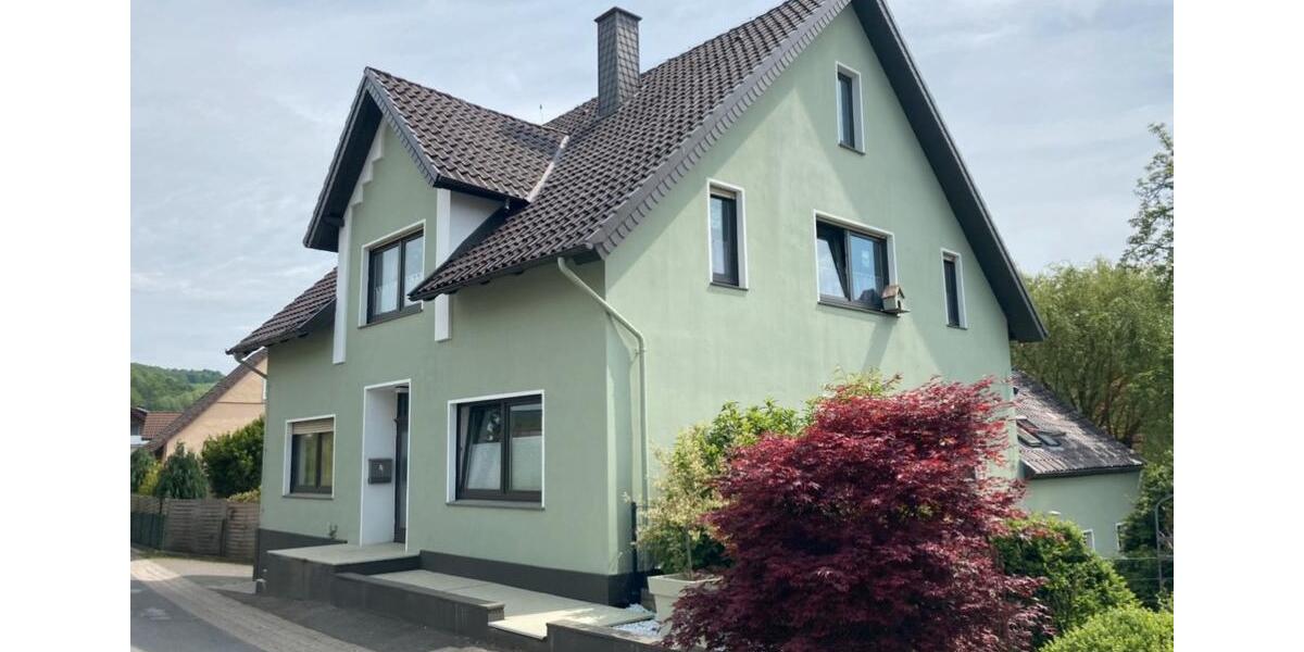 Einfamilienhaus Kalletal - 8 Zimmer, 200 m&sup2;, 225.000&euro; | Angebot:26193452