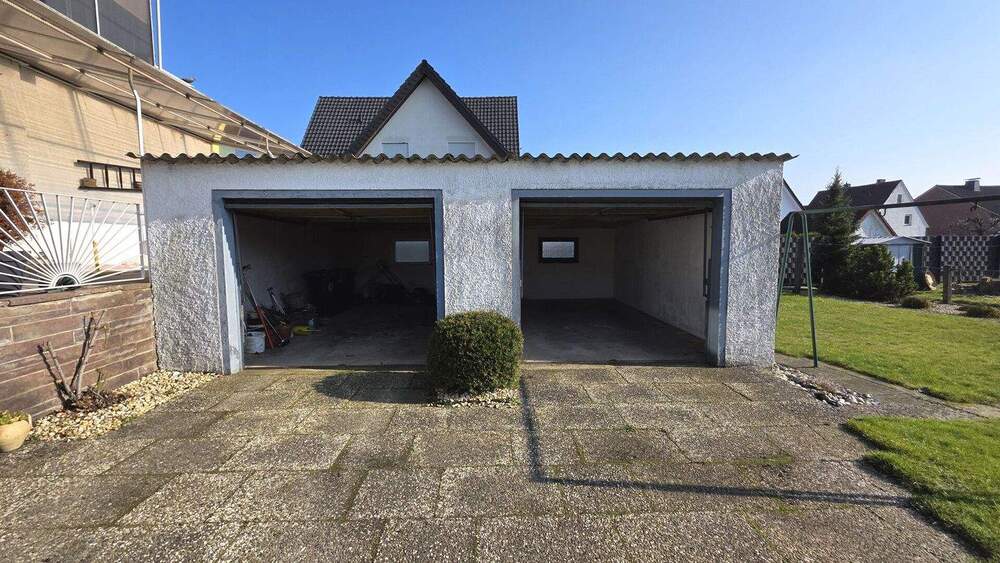 Mehrfamilienhaus, Wohnhaus Bünde Holsen - 6 Zimmer, 190 m&sup2;, 268.000&euro; | Angebot:25770347