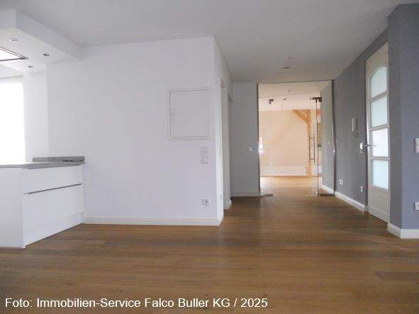 Etagenwohnung Bad Oeynhausen Innenstadt - 2 Zimmer, 122 m&sup2;, 255.000&euro; | Angebot:25733602