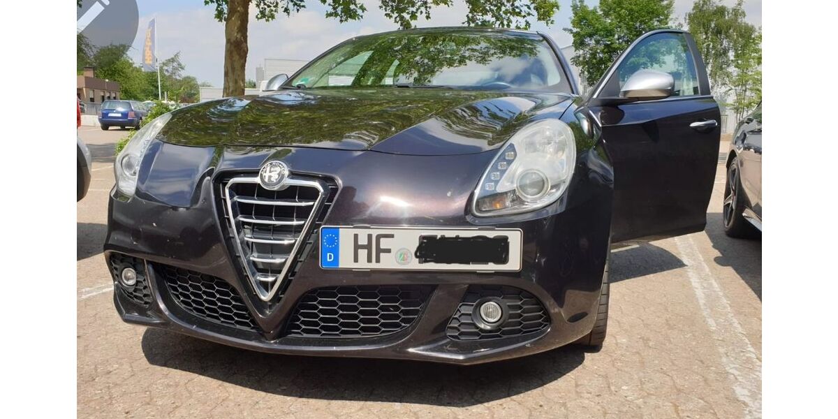Alfa Romeo Giulietta 165.000 km 6.000 &euro; Herford 32051