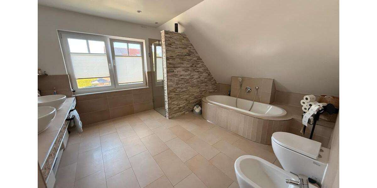 Einfamilienhaus Espelkamp - 6 Zimmer, 158 m&sup2;, 485.000&euro; | Angebot:22572691