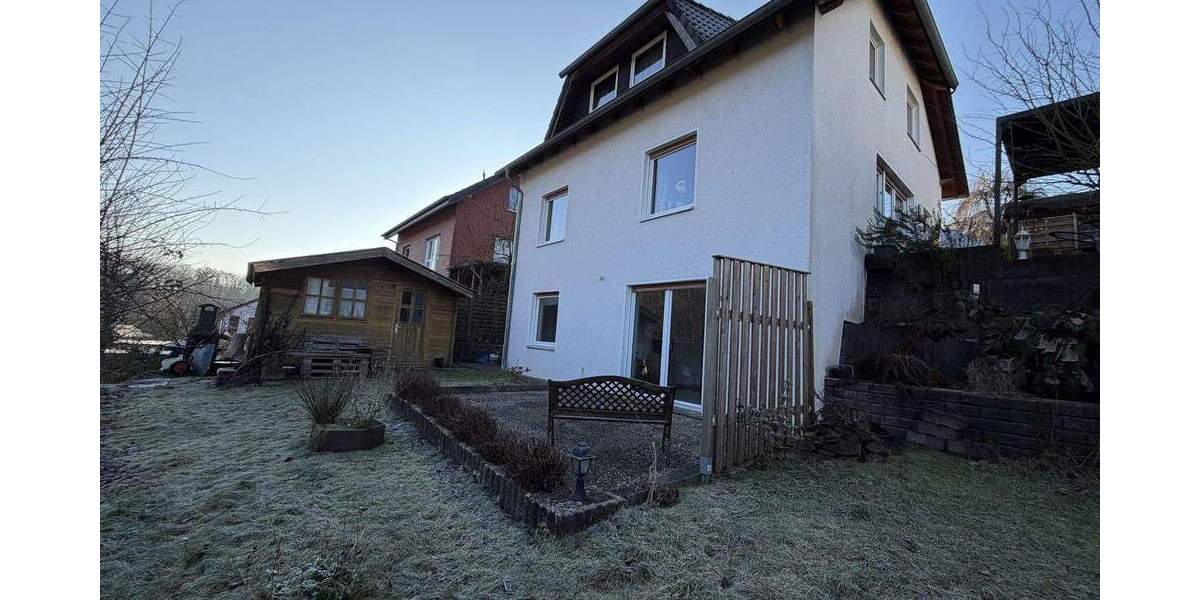 Mehrfamilienhaus, Wohnhaus Vlotho - 6 Zimmer, 175 m&sup2;, 370.000&euro; | Angebot:25718866