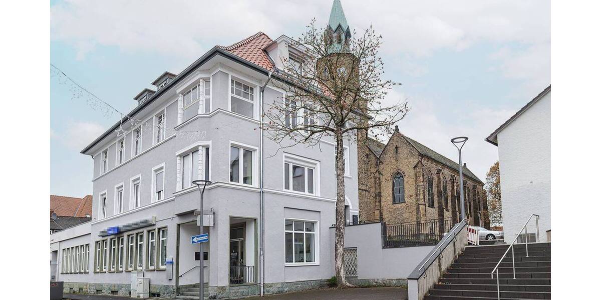 Etagenwohnung Bad Salzuflen Schötmar - 6 Zimmer, 141 m&sup2;, 229.000&euro; | Angebot:26643997