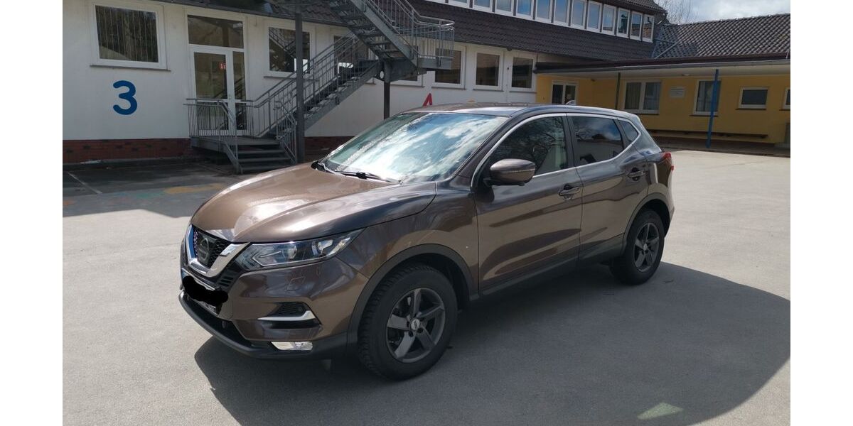 Nissan Qashqai 83.000 km 13.800 &euro; Hüllhorst 32609