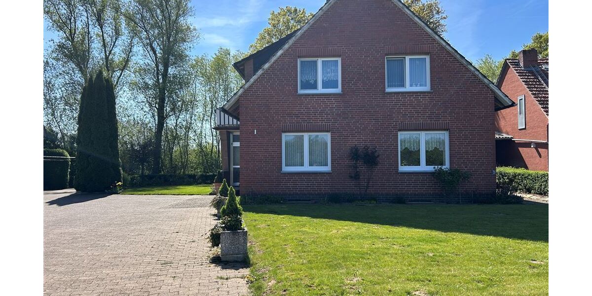 Interessantes Wohnhaus mit 2 Wohnungen, Nebengebäude und Grünland - Einfamilienhaus Stolzenau | Angebot:26858258