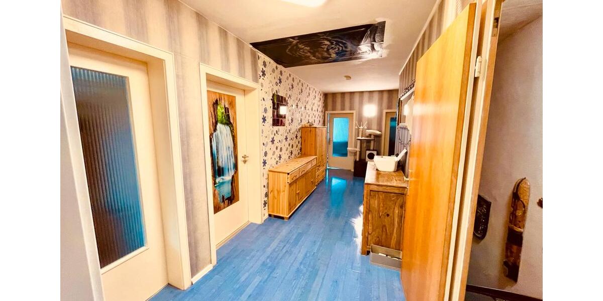 Einfamilienhaus Rinteln - 12 Zimmer, 300 m&sup2;, 300.000&euro; | Angebot:26129461