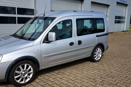 Opel Combo 162.000 km 2.400 &euro; Kirchlengern 32278