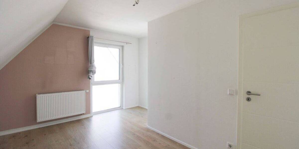 Einfamilienhaus Bad Oeynhausen Dehme - 8 Zimmer, 199 m&sup2;, 319.000&euro; | Angebot:26852849