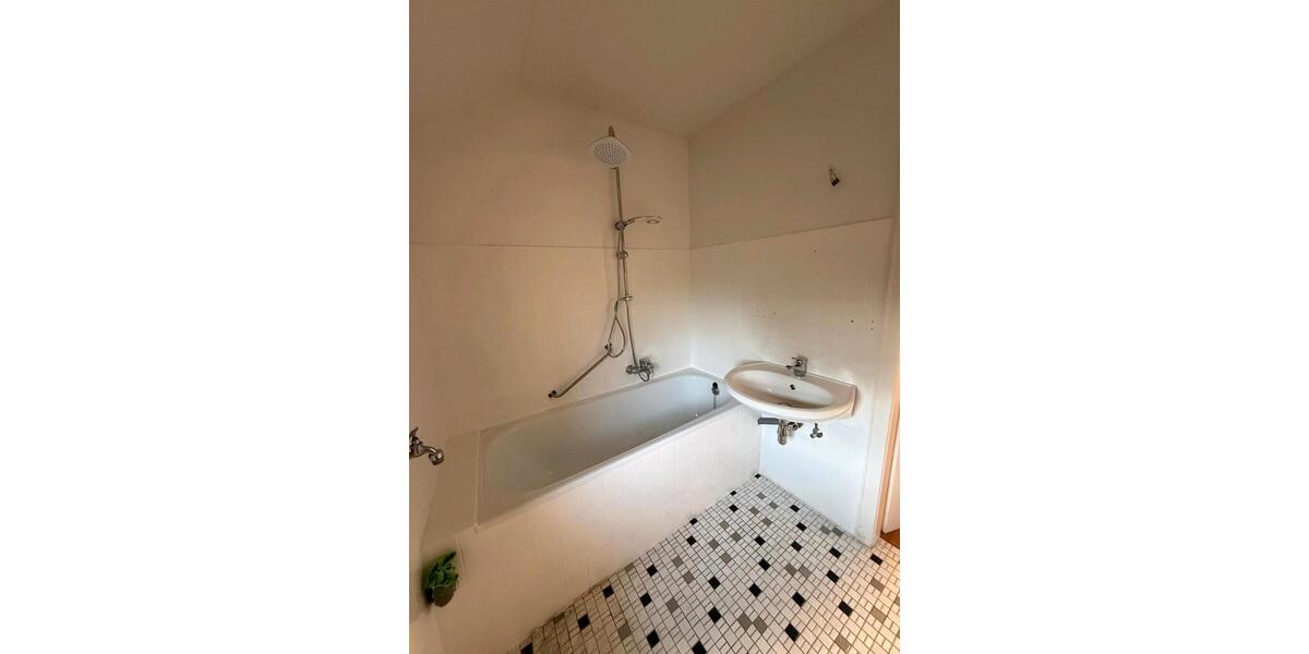 Etagenwohnung Bad Salzuflen Biemsen-Ahmsen - 2 Zimmer, 69 m&sup2;, 550&euro; | Angebot:26237058