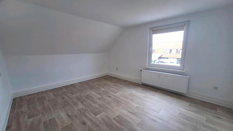 Dachgeschoßwohnung Bad Salzuflen Ehrsen-Breden - 1 Zimmer, 40 m&sup2;, 220&euro; | Angebot:26024000