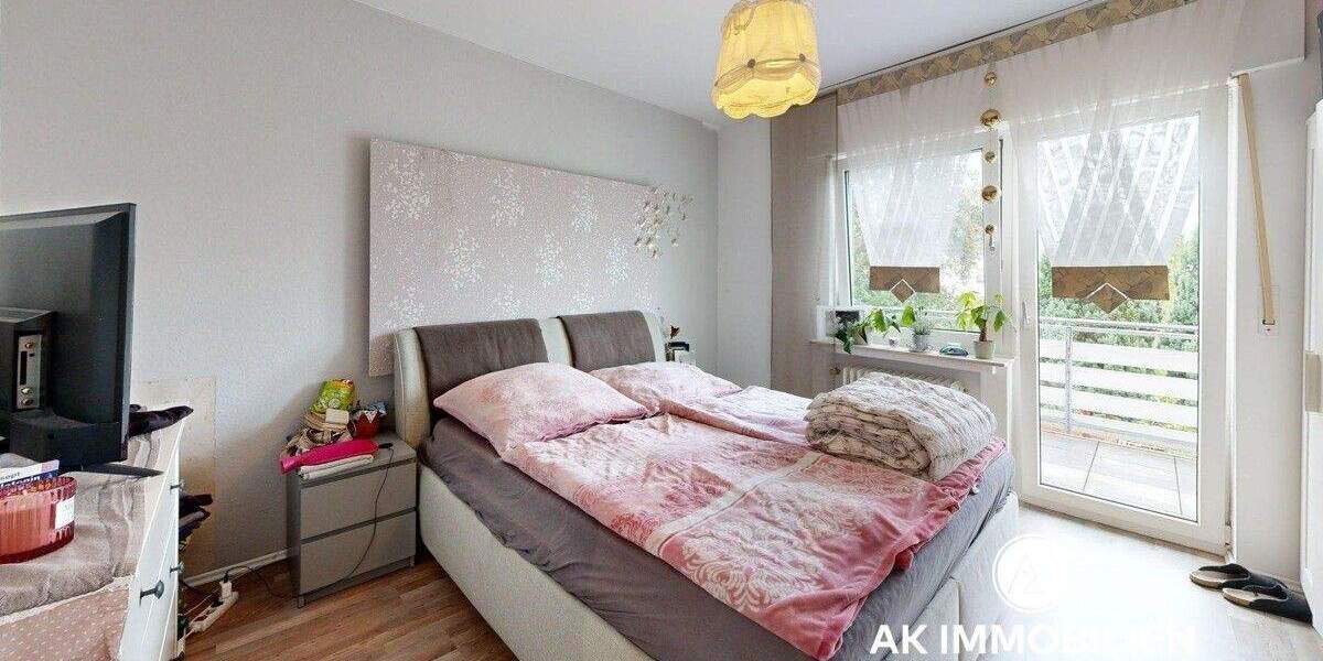 Reihenmittelhaus Hessisch Oldendorf - 5 Zimmer, 120 m&sup2;, 199.000&euro; | Angebot:25676196