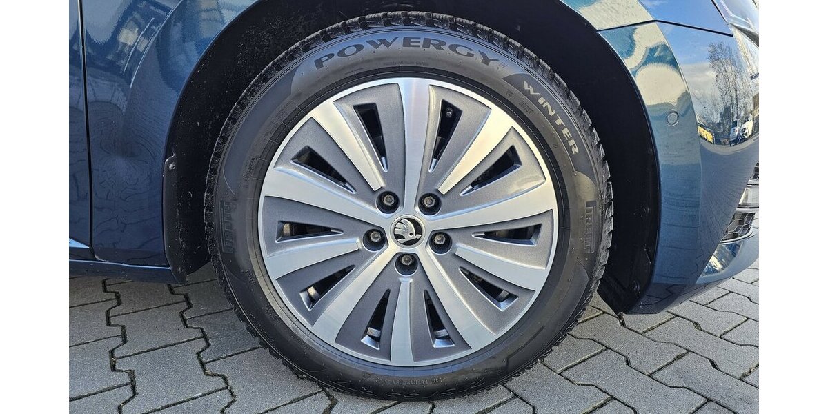 Skoda Superb 2.0 TSI DSG AHK LED NAVI ACC VIRT Cockpit 92.480 km 25.790 &euro; Löhne 32584