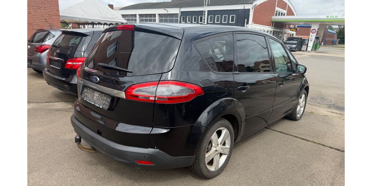 Ford S-Max 212.000 km 3.990 &euro; Stadthagen 31655