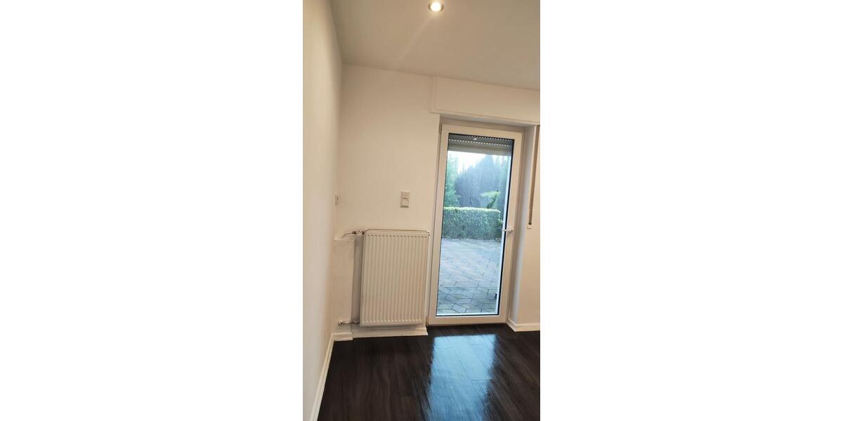 Erdgeschoßwohnung Enger - 3 Zimmer, 84 m&sup2;, 540&euro; | Angebot:26039387