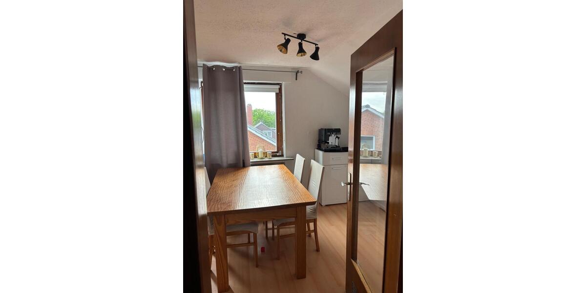 Dachgeschoßwohnung Löhne - 3 Zimmer, 75 m&sup2;, 600&euro; | Angebot:26690697