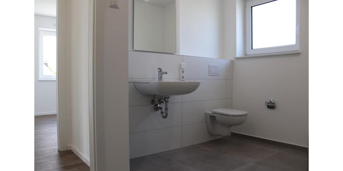 Einfamilienhaus Bad Salzuflen - 3 Zimmer, 117 m&sup2;, 1.240&euro; | Angebot:24780682