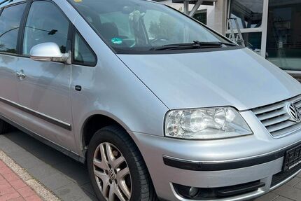 VW Sharan 264.600 km 4.200 &euro; Minden 32423