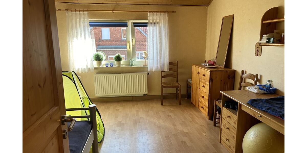 Vielseitige Hofanlage mit Wohnhaus, Stallungen, Scheune und Entwicklungspotenzial - Gewerbeobjekt Stolzenau | Angebot:27323617