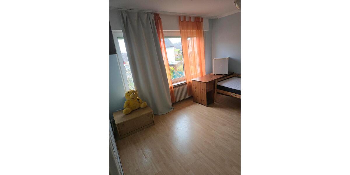 Etagenwohnung Bad Salzuflen Biemsen-Ahmsen - 2 Zimmer, 77 m&sup2;, 1.200&euro; | Angebot:26025003