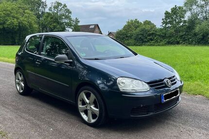 VW Golf 175.162 km 2.799 &euro; Petershagen 32469