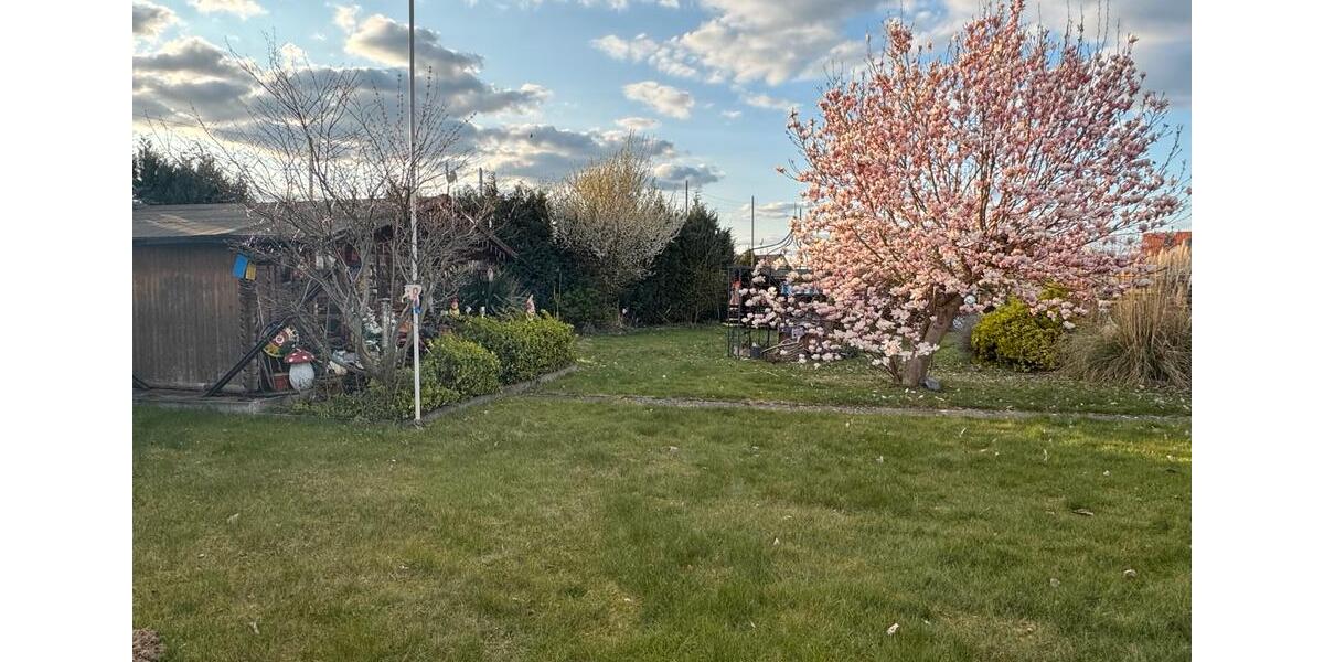 Einfamilienhaus Ahnsen - 8 Zimmer, 210 m&sup2;, 245.000&euro; | Angebot:25404404