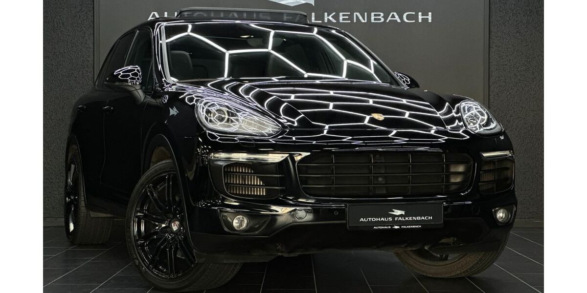 Porsche Cayenne 138.800 km 34.999 &euro; Löhne 32584