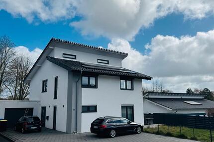 Haus Vlotho - 5 Zimmer, 177 m&sup2;, 496.000&euro; | Angebot:26030885