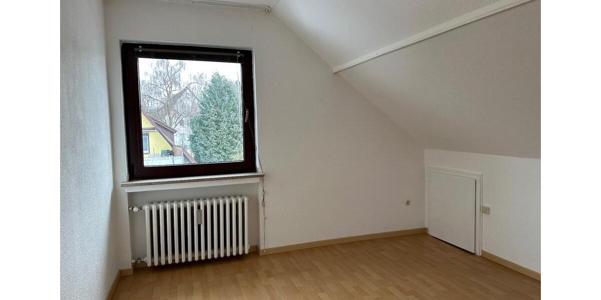 Etagenwohnung Herford Falkendiek - 4 Zimmer, 110 m&sup2;, 1.210&euro; | Angebot:25809206