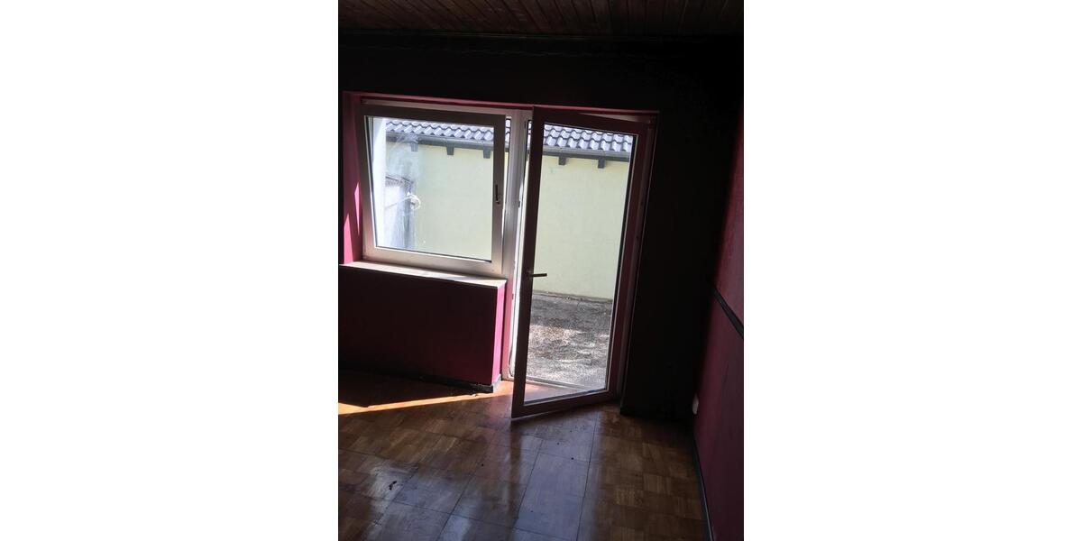 Einfamilienhaus Sachsenhagen - 10 Zimmer, 249 m&sup2;, 110.000&euro; | Angebot:26104337