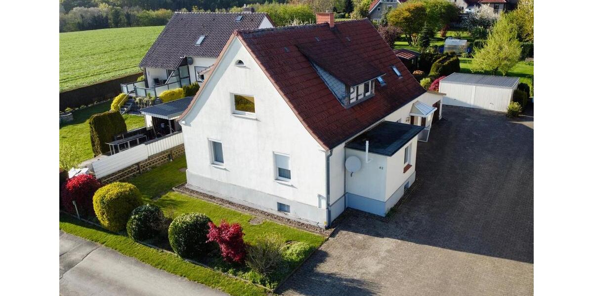Einfamilienhaus Hüllhorst - 8 Zimmer, 180 m&sup2;, 198.500&euro; | Angebot:26316422