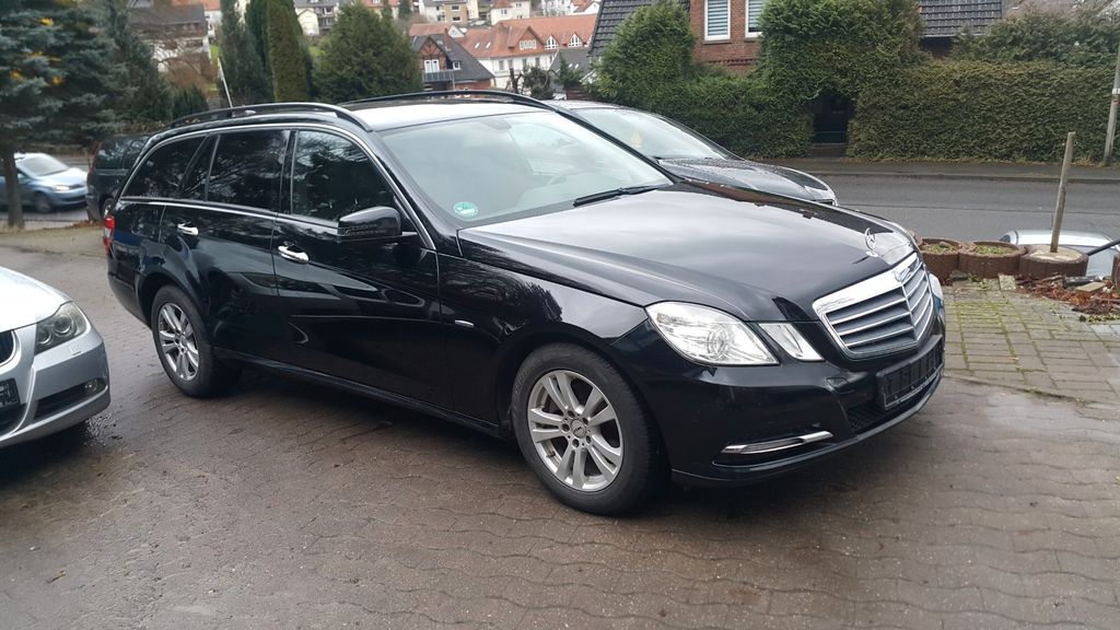 Mercedes-Benz E 220 260.000 km 5.900 &euro; Rinteln 31737