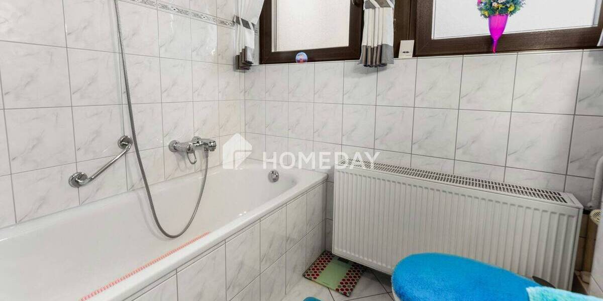 Mehrfamilienhaus, Wohnhaus Hiddenhausen Schweicheln-Bermbeck - 8 Zimmer, 151 m&sup2;, 339.000&euro; | Angebot:25739134