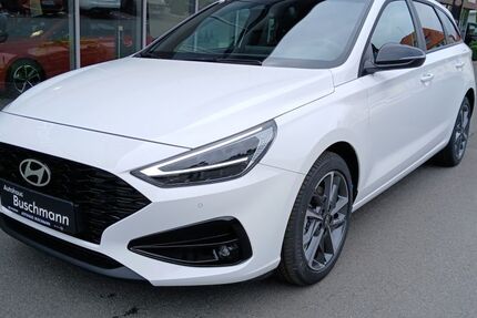 Hyundai i30 2.000 km 24.940 &euro; Espelkamp 32339